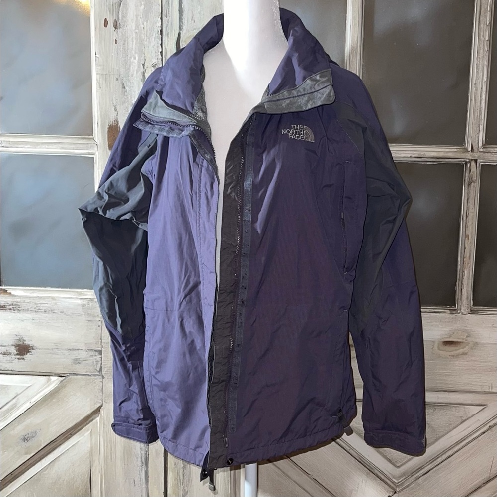 The North Face hyvent jacket purple/gray size m Gorpcore